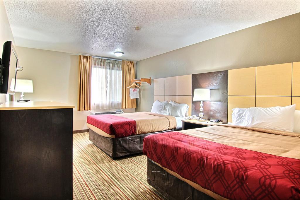 Econo Lodge Гранд-Форкс Экстерьер фото