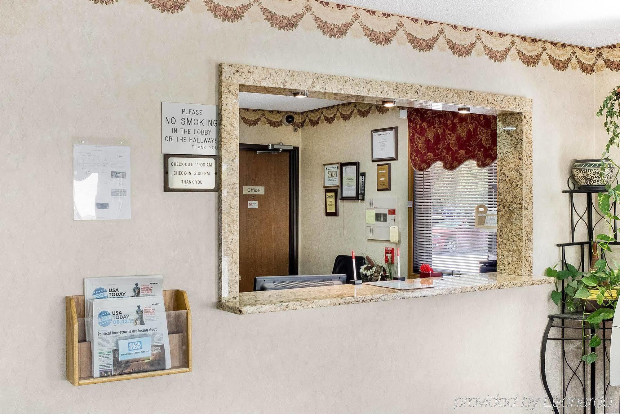Econo Lodge Гранд-Форкс Экстерьер фото