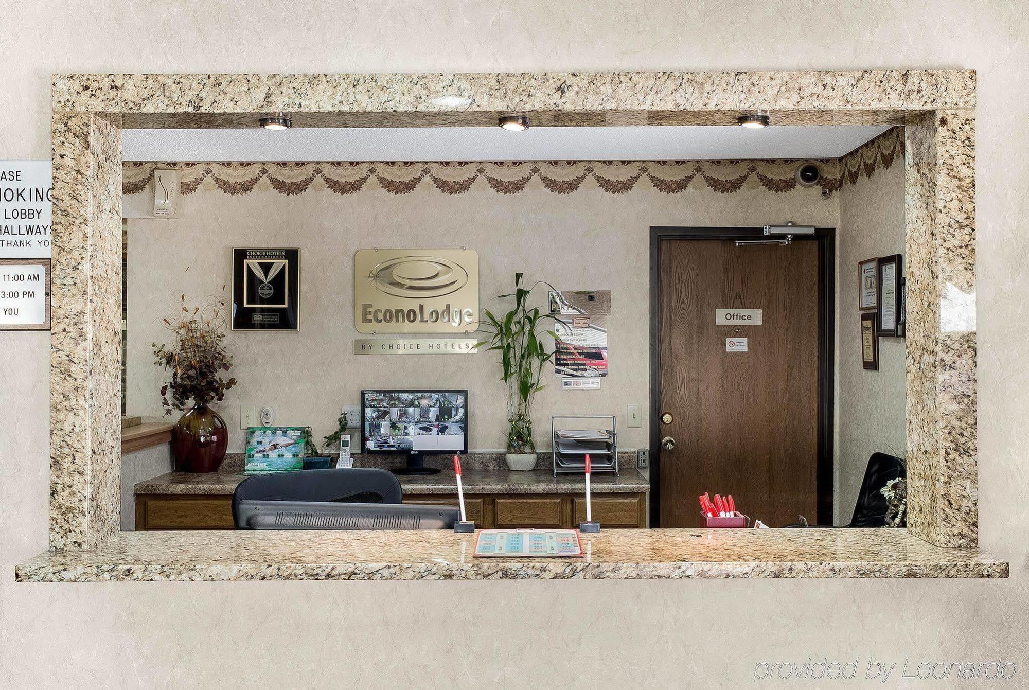 Econo Lodge Гранд-Форкс Экстерьер фото