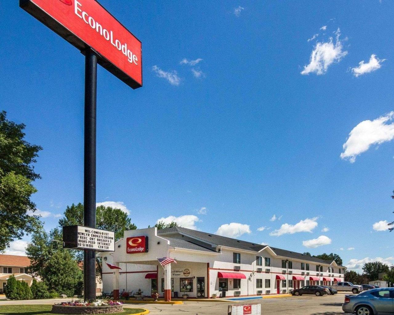 Econo Lodge Гранд-Форкс Экстерьер фото