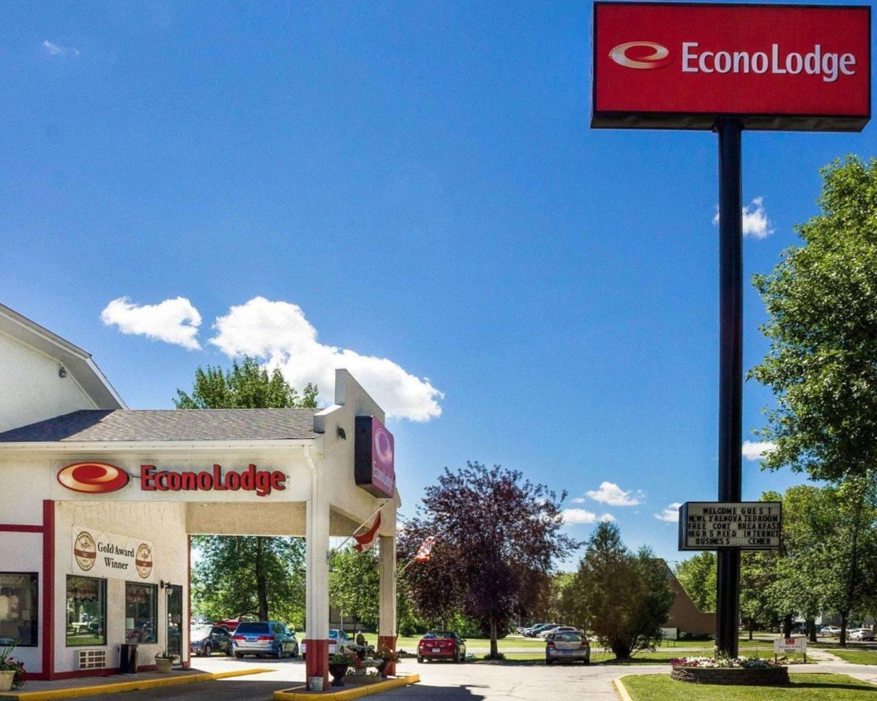 Econo Lodge Гранд-Форкс Экстерьер фото